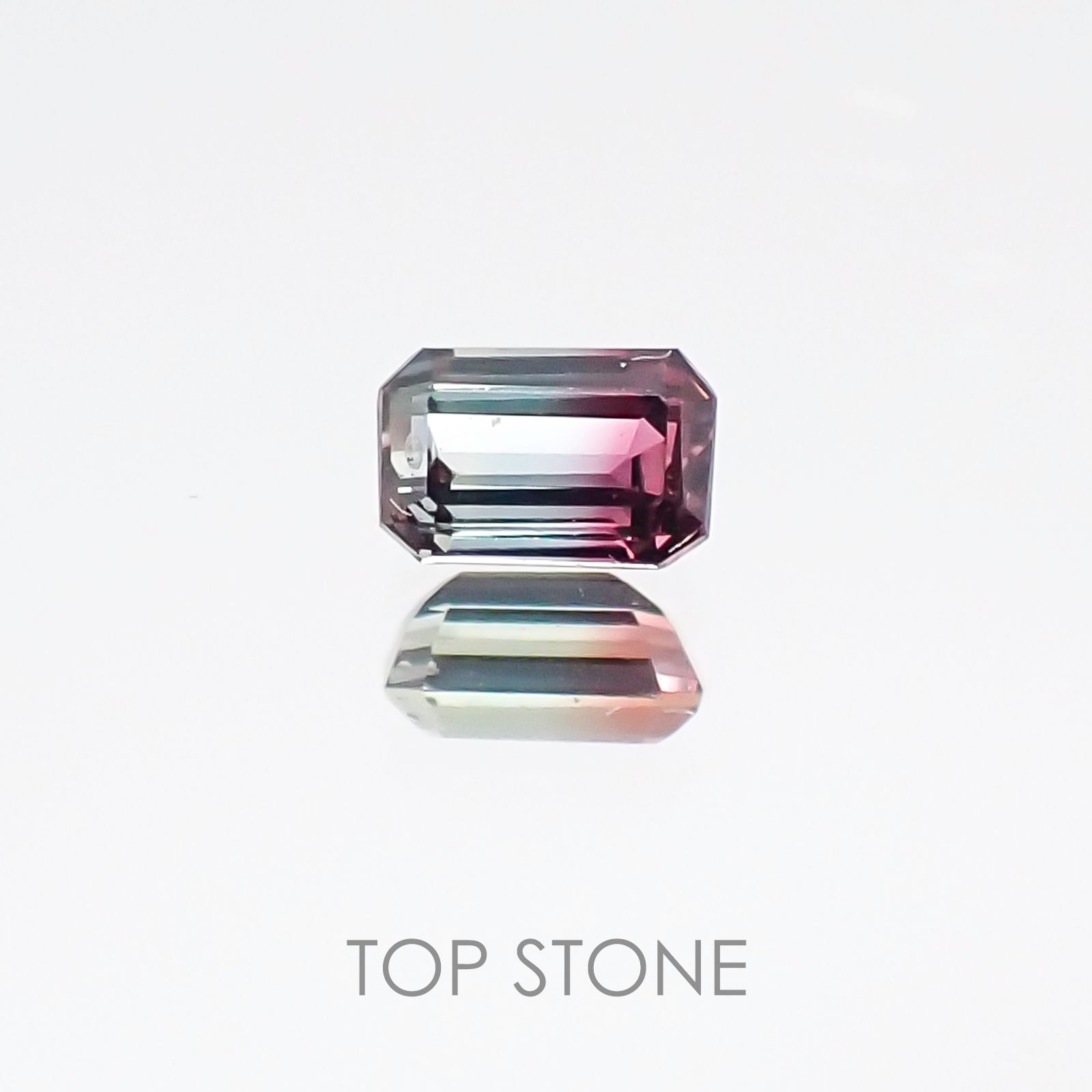 バイカラーサファイア タンザニア産 ルース 0.15ct[20106697]3.4×2.3mm前後