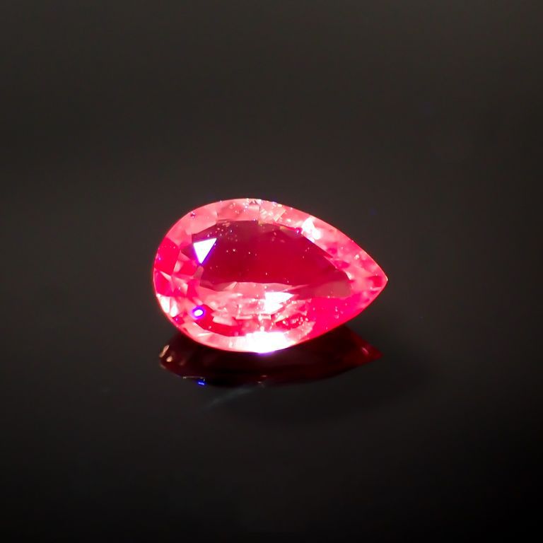 パパラチャサファイア(宝石名サファイア/別名パパラチャ・サファイア)スリランカ産 0.422ct DGL鑑付[230421625]5.89x4.08mm前後