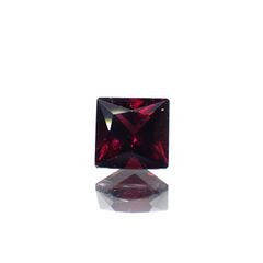 ◇プリンセスカット◇アントヒルガーネット(クロムパイロープガーネット) アメリカ・アリゾナ州産 0.39ct[240527831]3.9x3.9mm前後