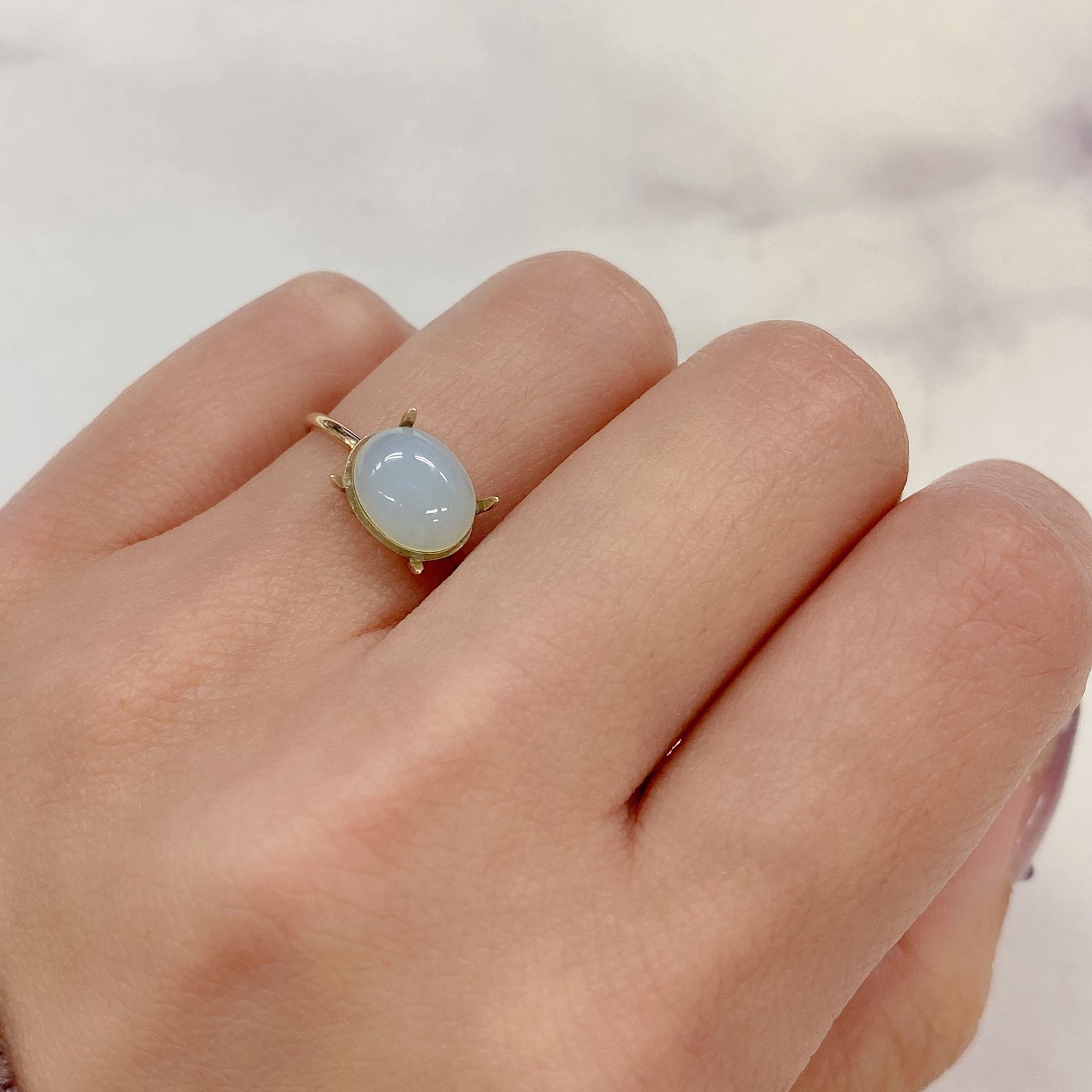 ブルーオパール(宝石名コモンオパール) ペルー産 1.51ct 識別済[21039192]9×7.1mm前後