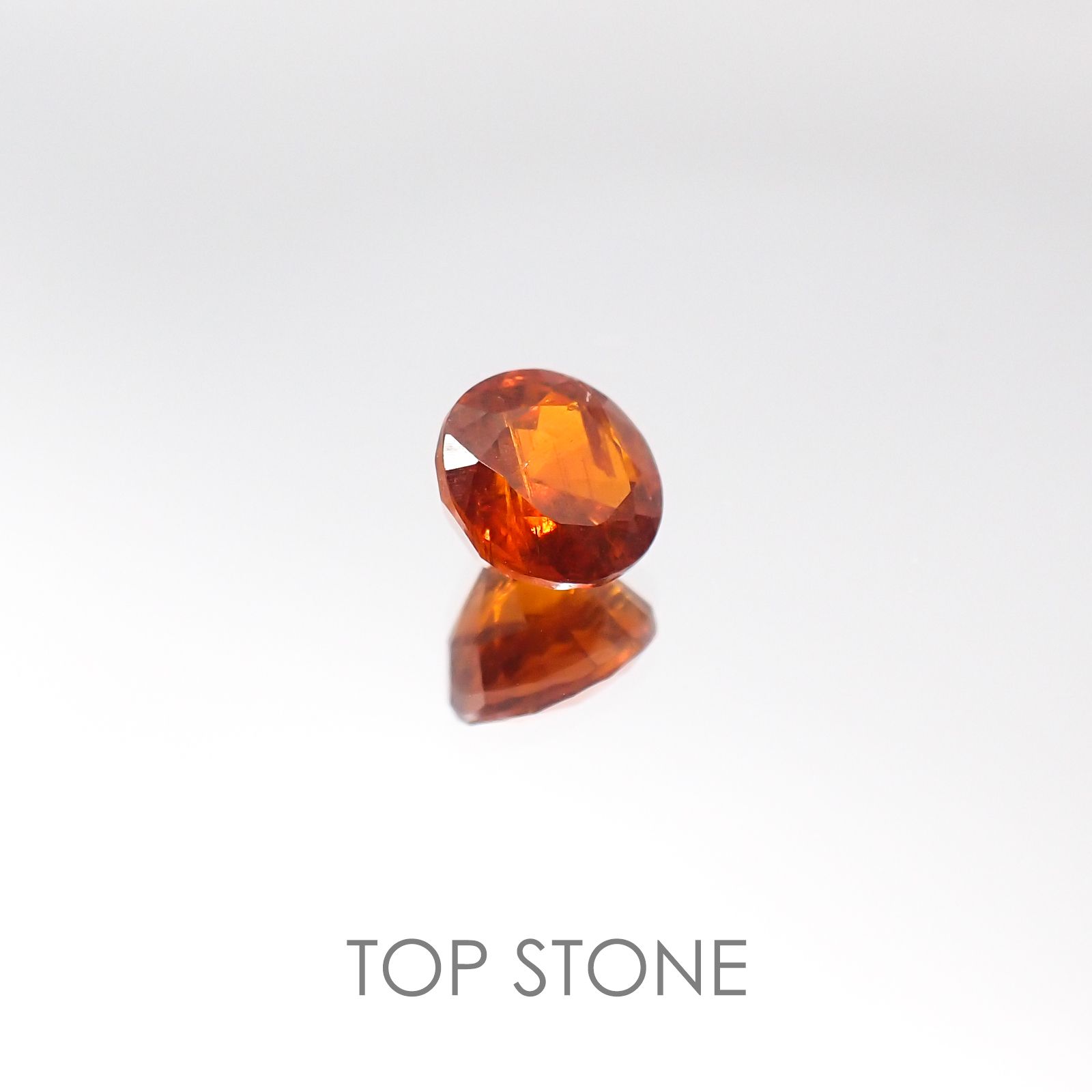 オレンジカイヤナイト タンザニア産 ルース 1.36ct[20105988]6.3×6.3mm前後