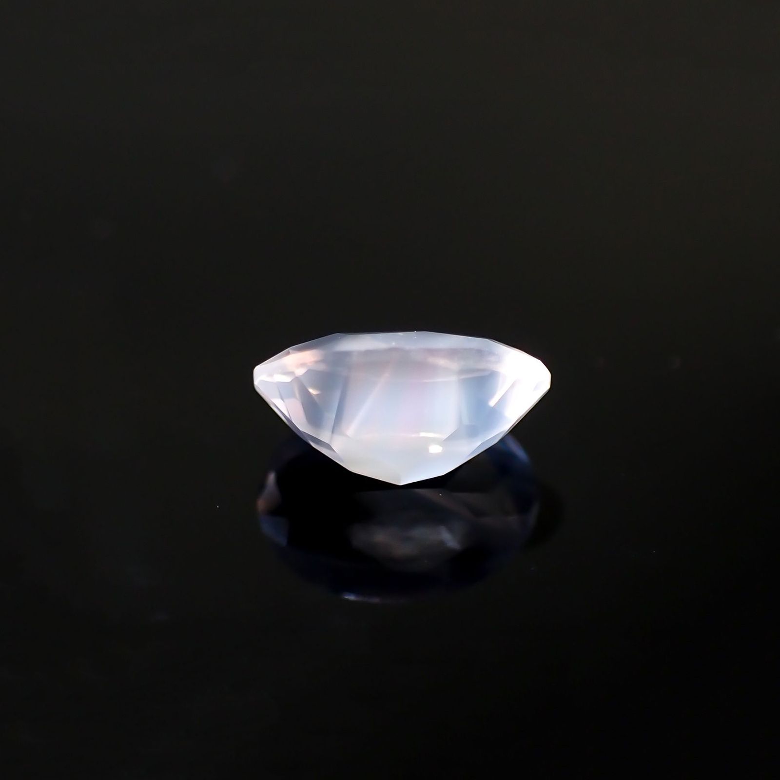 ムーンストーン(宝石名ムーンストーン)インド/スリランカ産 0.65ct 識別済[211113673]7x5.1mm前後