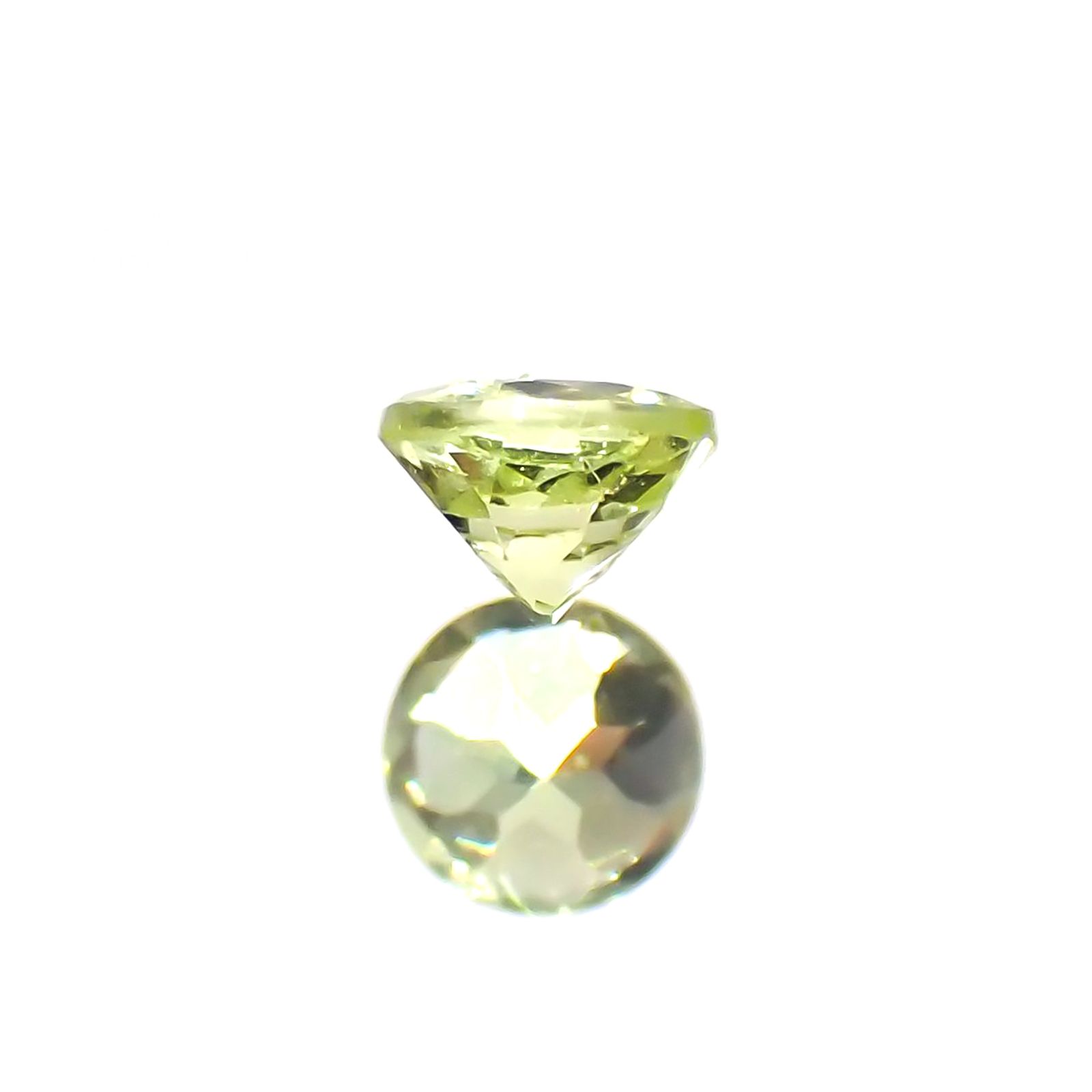 パロットクリソベリル(宝石名クリソベリル)インド産 0.12ct 識別済[220114520]2.7x2.7mm前後