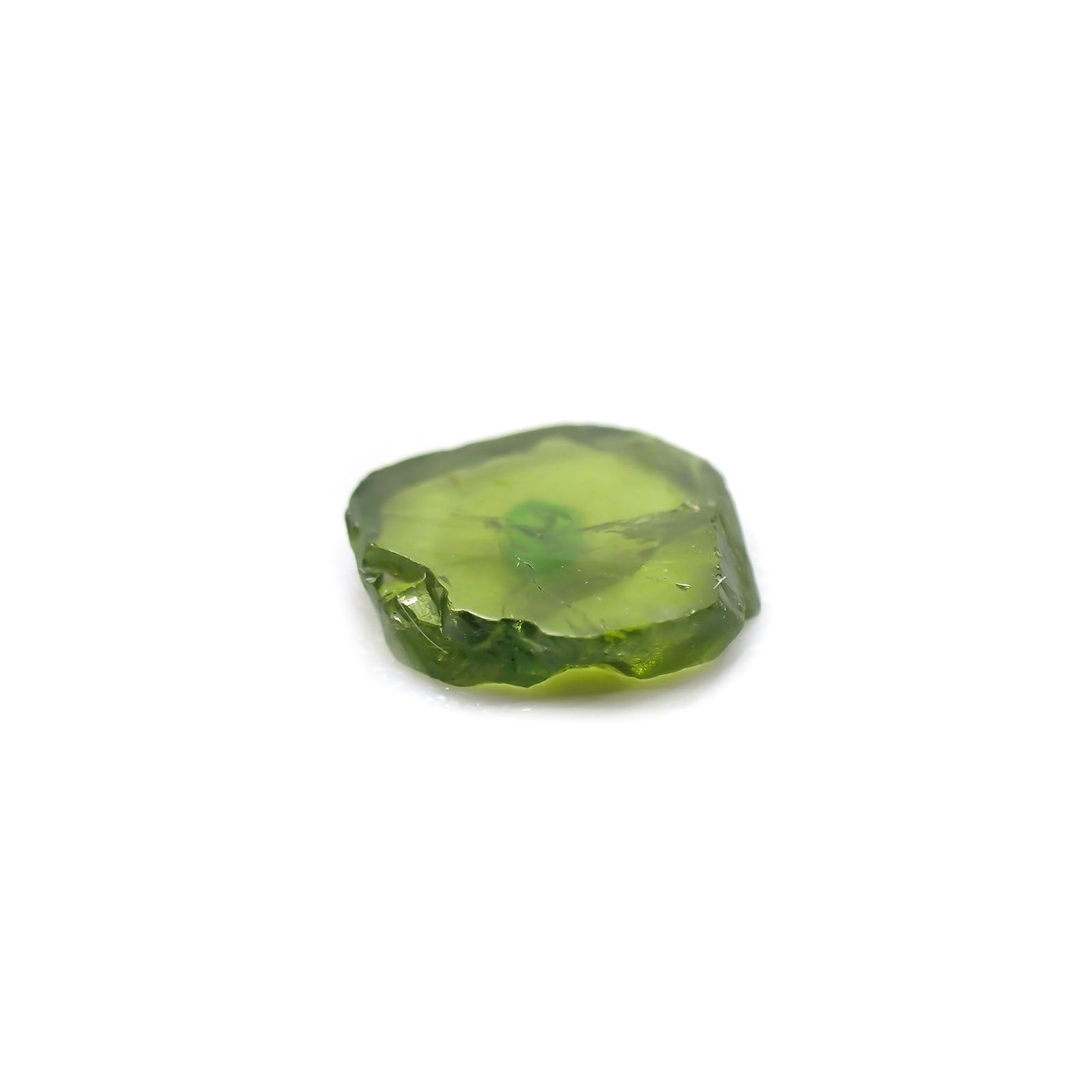 デマントイドガーネット 原石スライス(宝石名デマントイド・ガーネット) 0.42ct 識別済[210410505]5.7×4.7mm前後