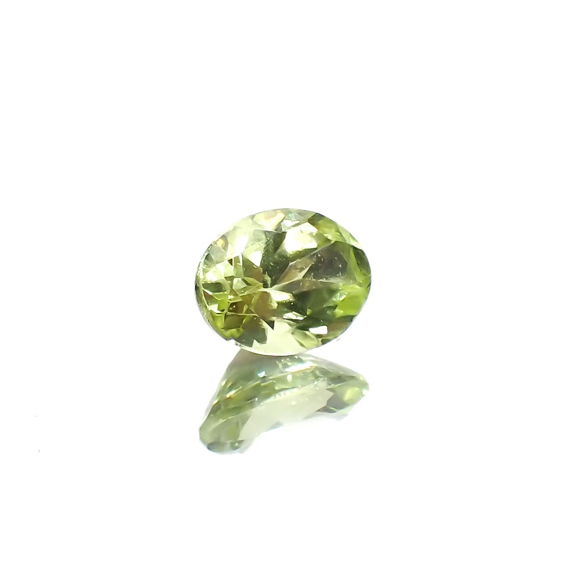 パロットクリソベリル(宝石名クリソベリル)インド産 0.27ct 識別済[231225179]4.4x3.4mm前後