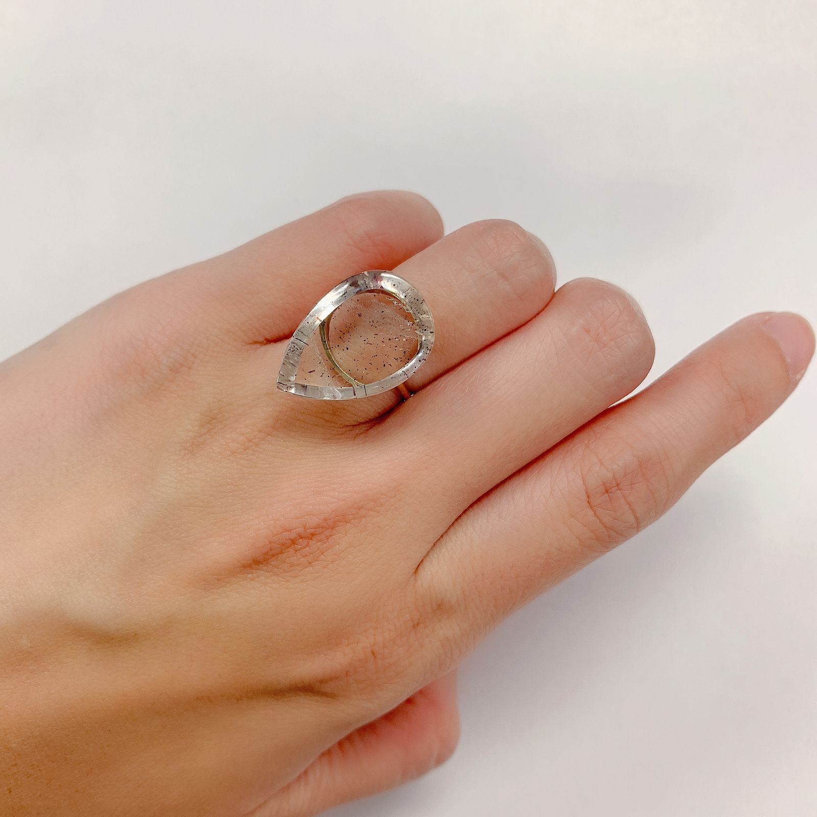 ティンカーベルクォーツ ブラジル産 11.18ct[21018109]20.4×14mm前後
