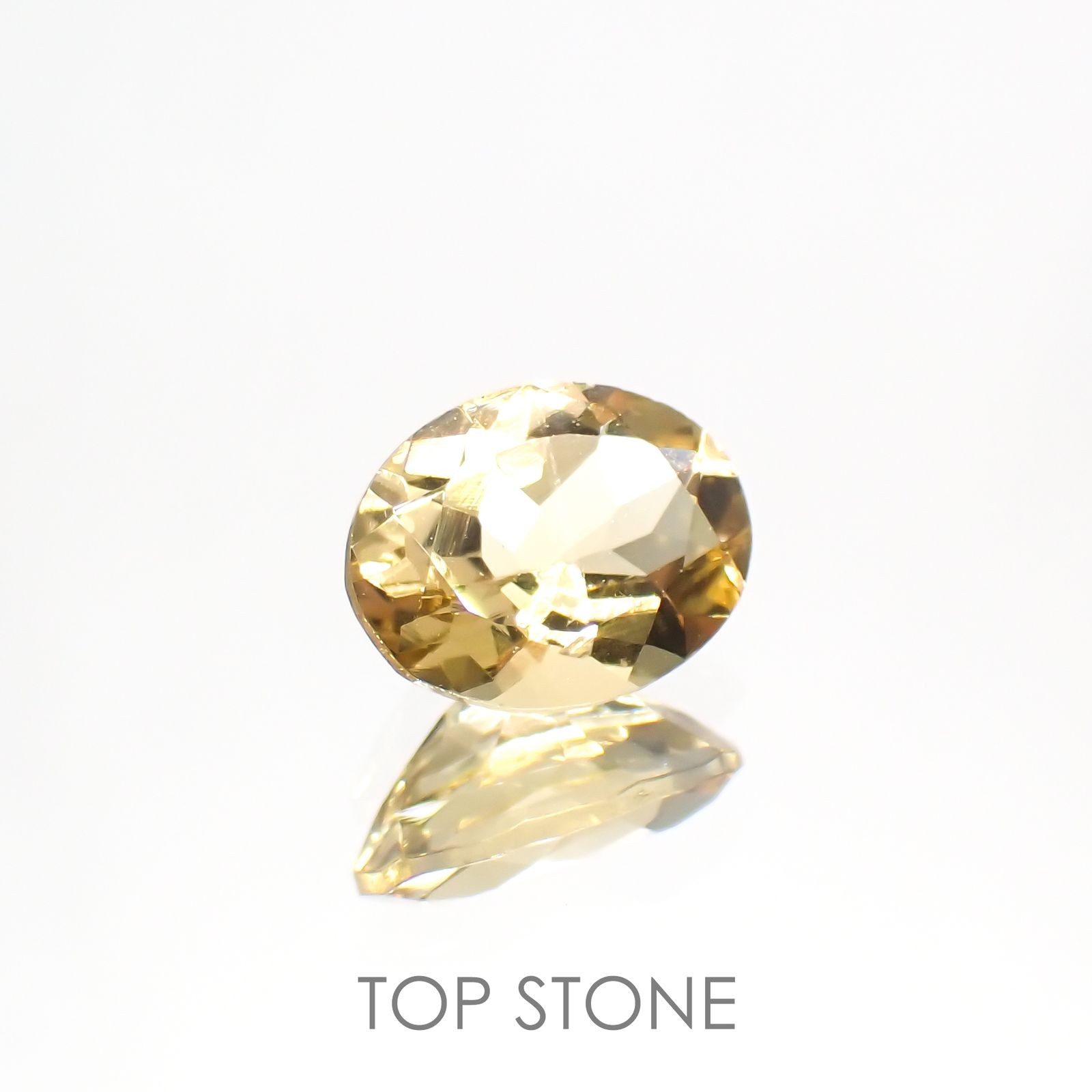 イエローベリル(宝石名イエロー・ベリル)ブラジル産 0.99ct 識別済[211113657]7.8x6mm前後