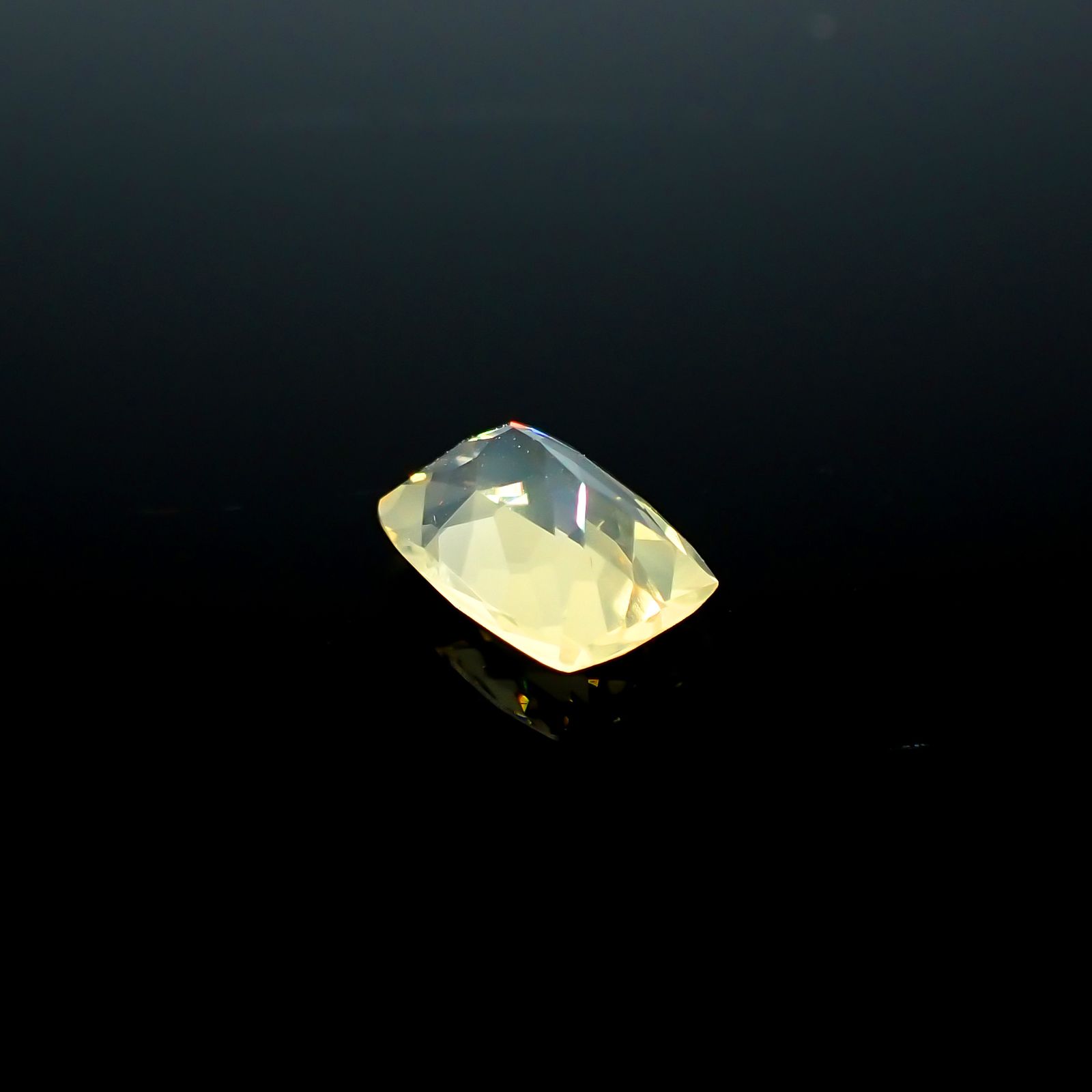 イエローオパール メキシコ産 1.30ct[240226199]9.2x6.6mm前後