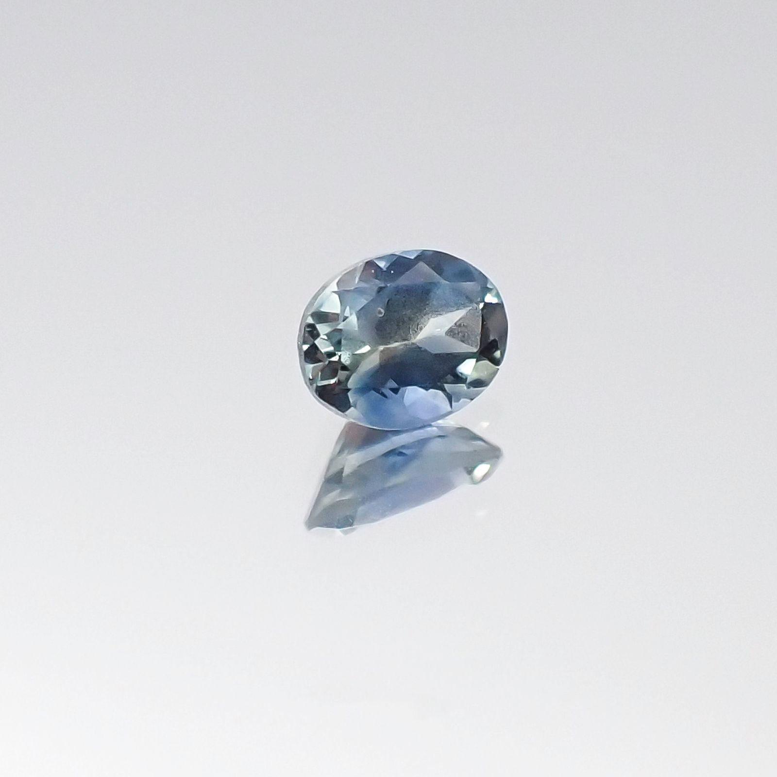 モンタナサファイア アメリカ産 ルース 0.23ct[20116047]4×3.2mm前後