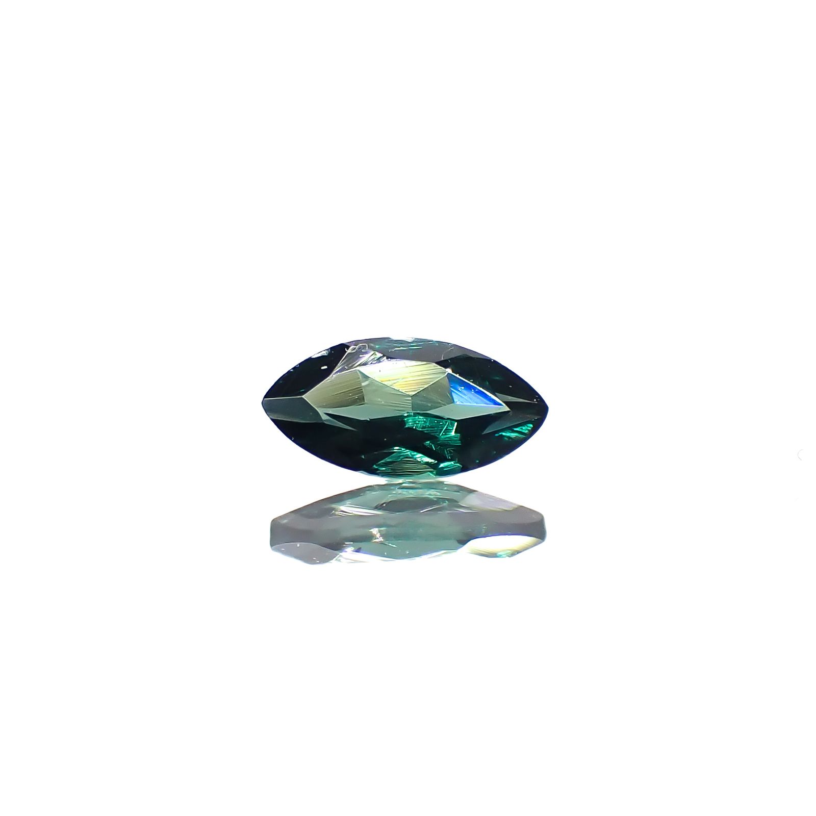アレキタイプ カラーチェンジルース6.185ct カラーチェンジガーネット(アレキタイプ) マダガスカル