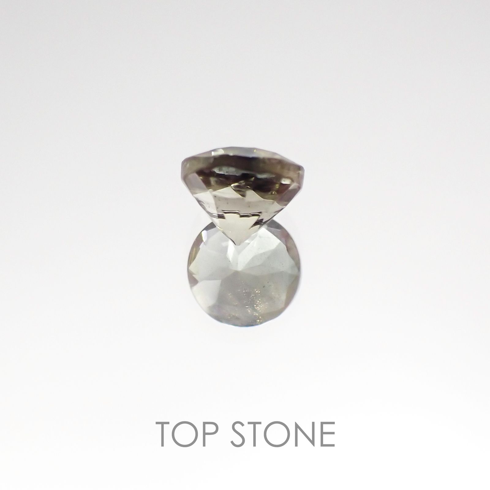 バイカラーオレゴンサンストーン アメリカ産 ルース 0.52ct[20107100]5×5mm前後