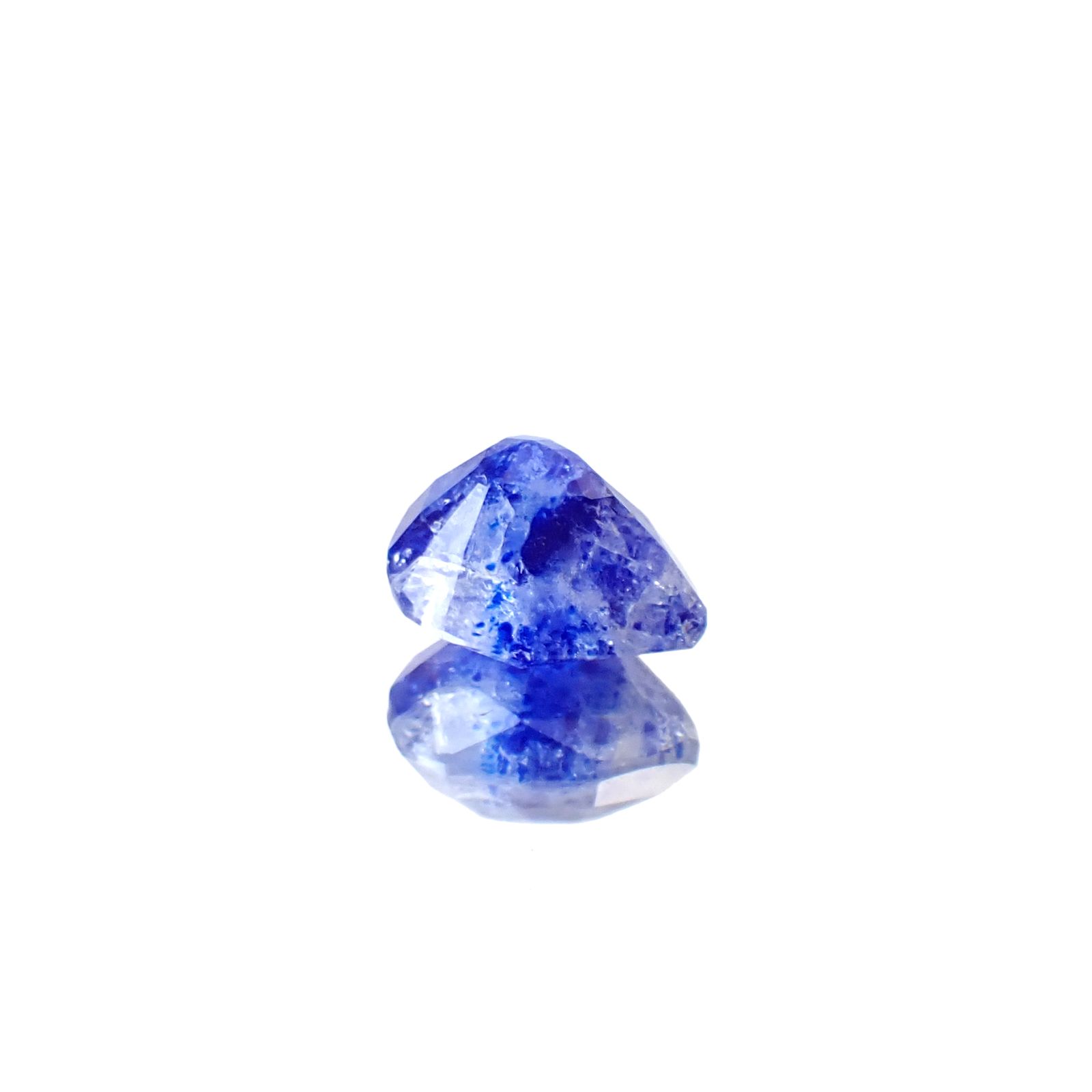ラズライトインソーダライト フルオレッセンス アフガニスタン産 1.03ct [250530469]7.5x6.3mm前後