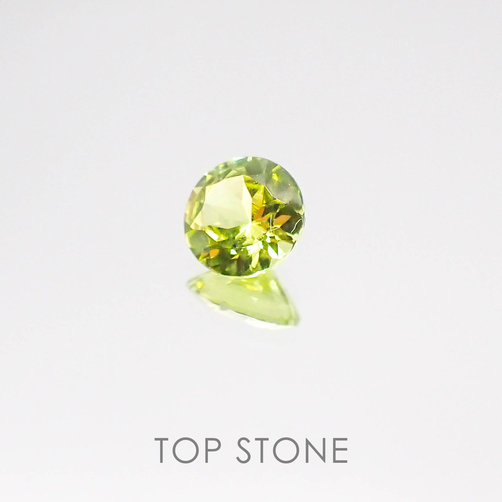 パロットクリソベリル インド産 ルース 0.44ct[20084677]4.9×4.9mm前後