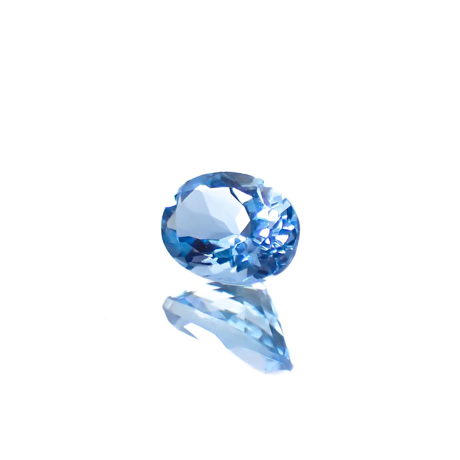 アクアマリン サンタマリアカラー ナイジェリア産 0.71ct [250329940]6.8x4.9mm前後