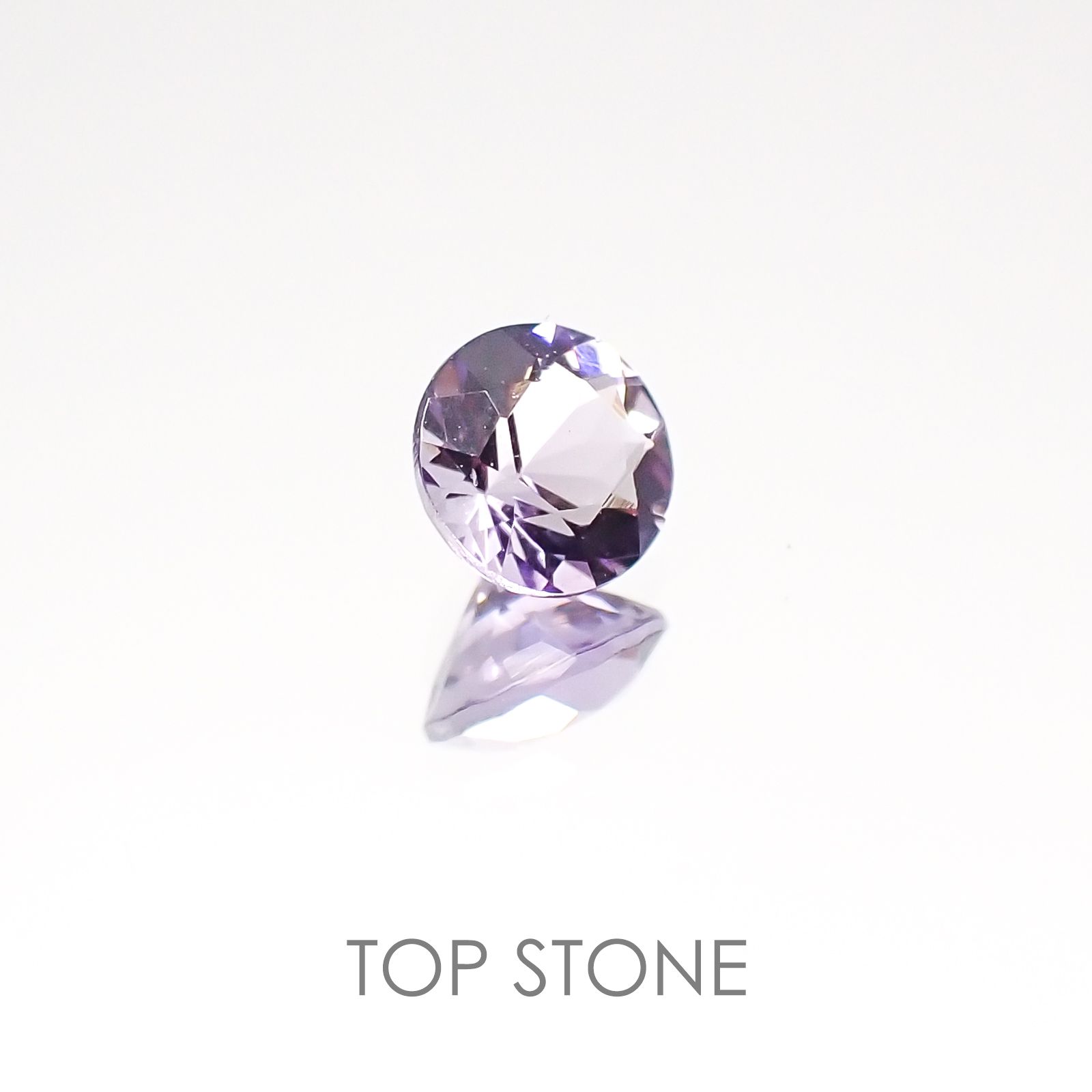 マリアライト(宝石名パープル・スキャポライト) スリランカ産 0.25ct 識別済[20117684]4.2×4.1mm前後