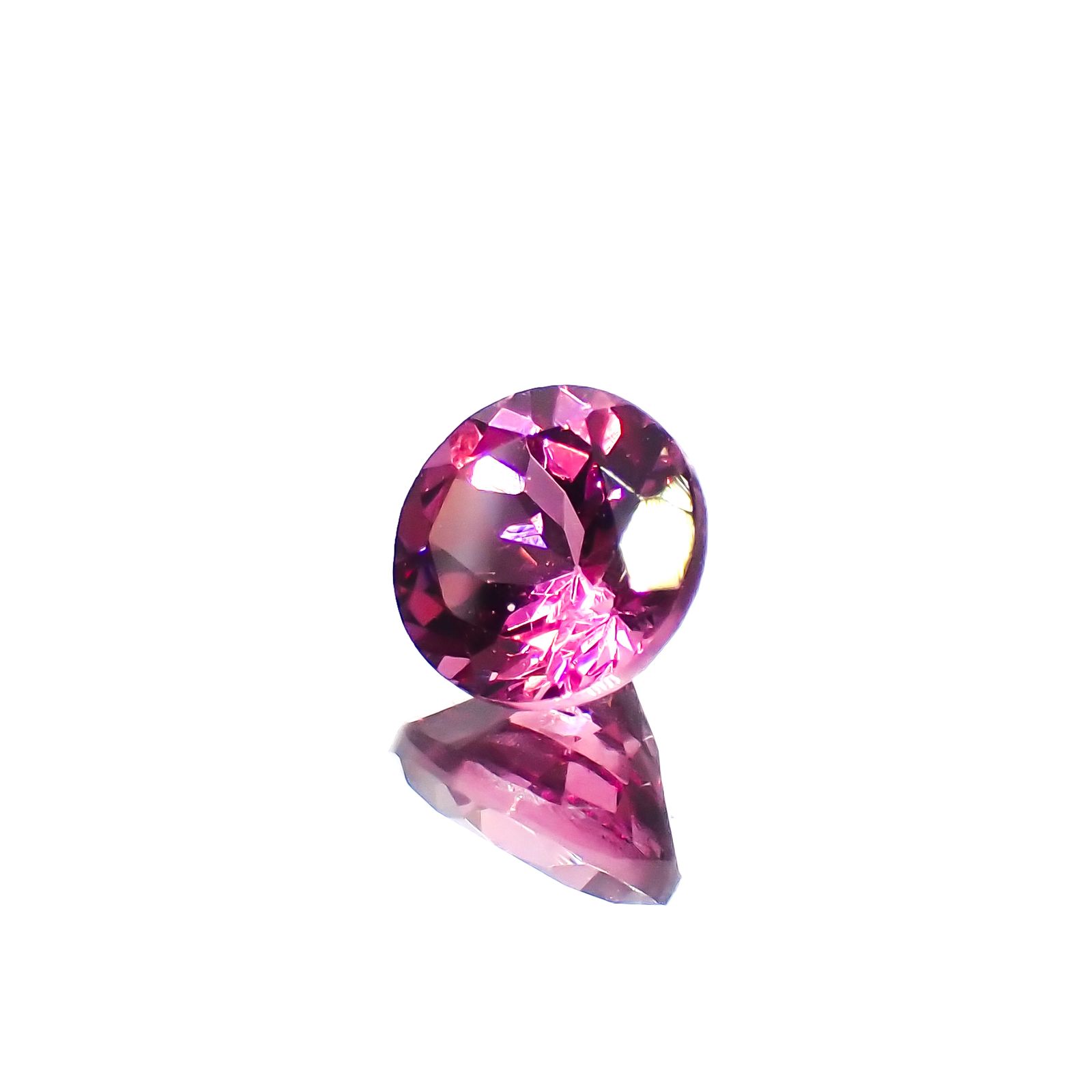 カラーシフトマラヤガーネット タンザニア産 1.14ct[231124340]6.1x6mm前後