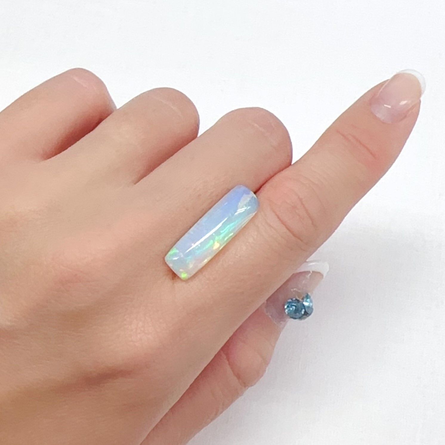 ハニカムオパール エチオピア産 5.53ct[240427150]22.9x7.3mm前後