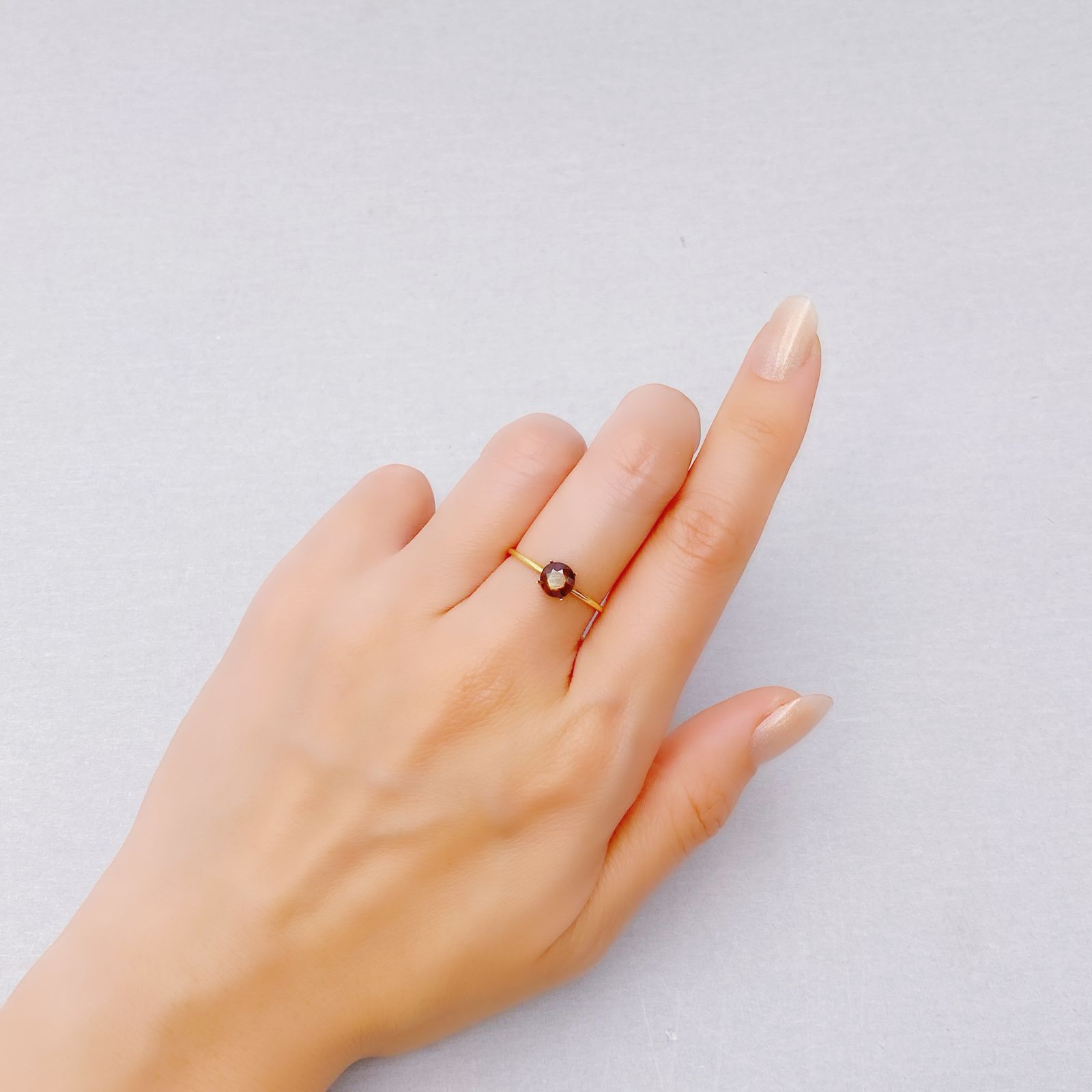 レインボーガーネット 日本・奈良県産 1.10ct [250129677]5.7x5.6mm前後