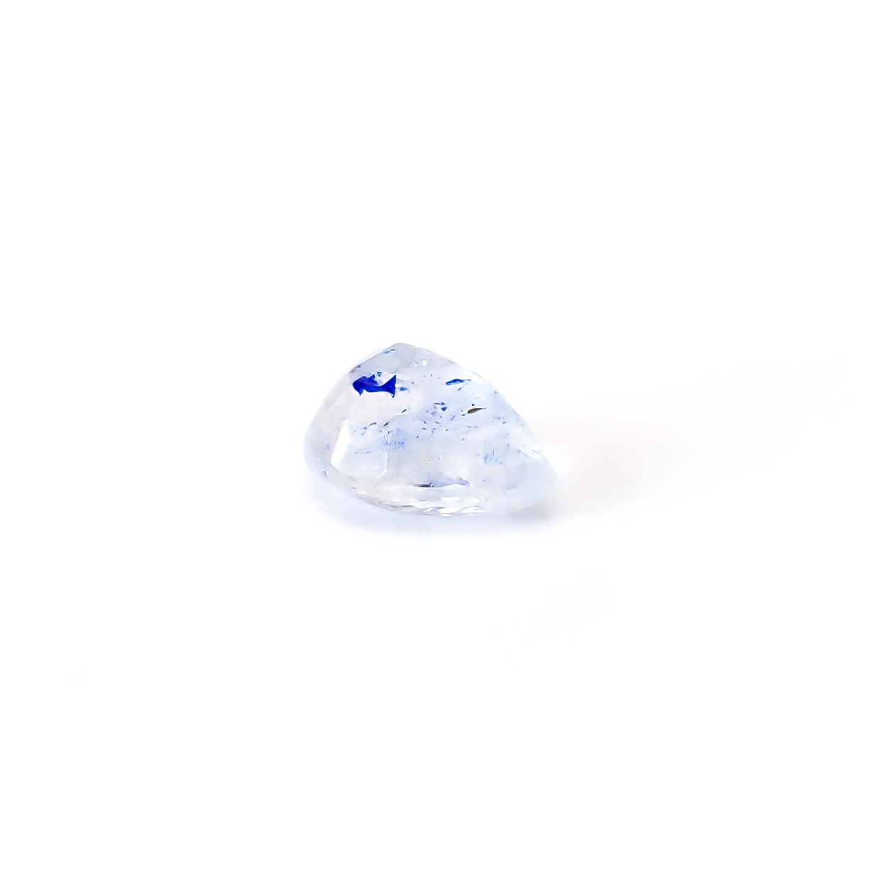 ラズライトインソーダライト フルオレッセンス アフガニスタン産 1.08ct / 8.2x5.7mm前後 [260431995]