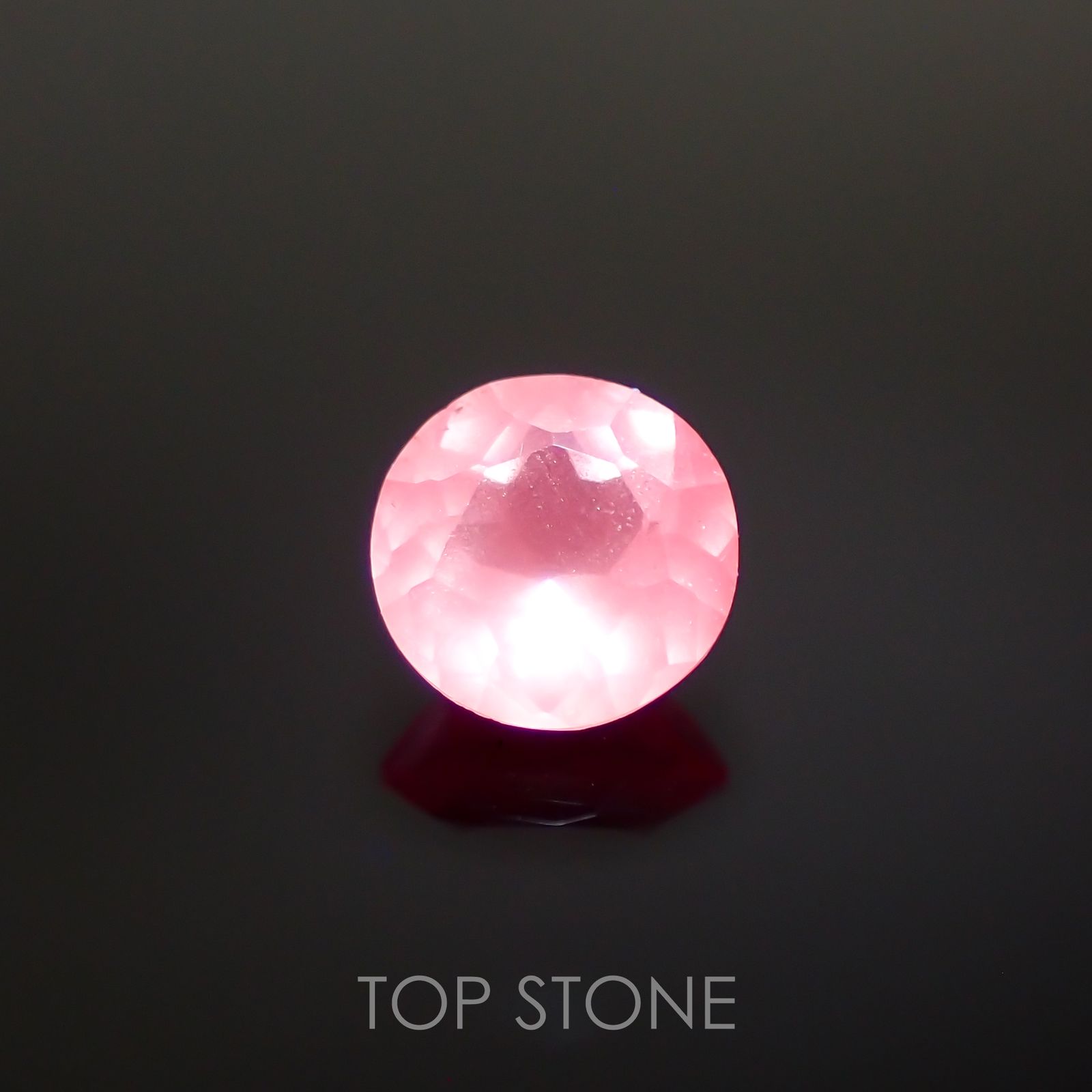 シルキーピンクスピネル タンザニア産 ルース 0.47ct[210812908]4.8×4.7mm前後