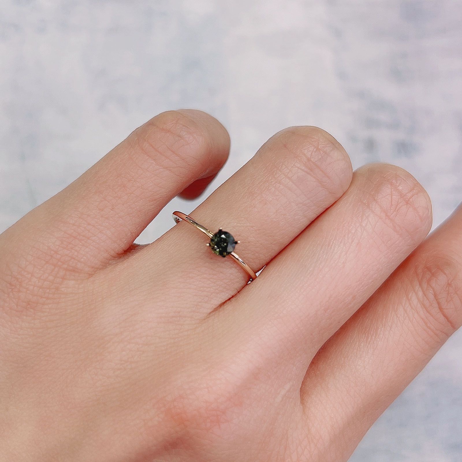 ゴールドシーンサファイア(宝石名シーン・サファイア)ケニア産 0.37ct 識別済[220717174]4x4mm前後