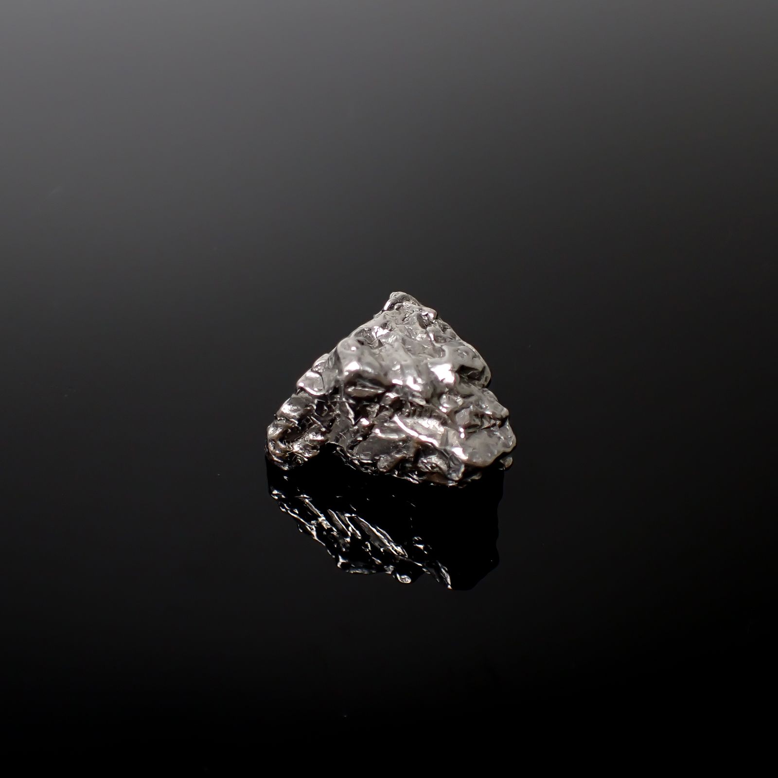 カンポ・デル・シエロ 隕石 原石 発見地：アルゼンチン 128.86ct [240125864]27.4x20.7mm前後