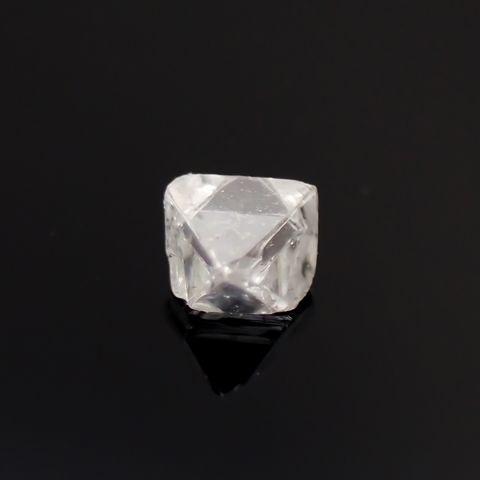 ソーヤブルダイヤモンド 原石(トライゴンあり/Trigon) 0.068ct[230923447]2.4x2.2mm前後