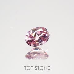 カラーシフトマラヤガーネット(宝石名ガーネット)タンザニア産 0.21ct 識別済[220515839]3.9x2.9mm前後