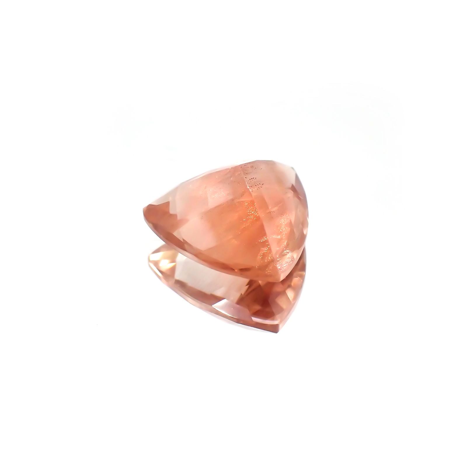 オレゴンサンストーン(宝石名ラブラドライト)アメリカ・オレゴン州産 3.833ct ソ付(彩珠)[250717180]11.2x11.6mm前後