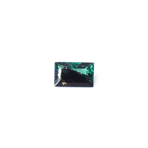 パイライトインエメラルド コロンビア産 0.36ct / 5.7x3.6mm前後 [260532120]