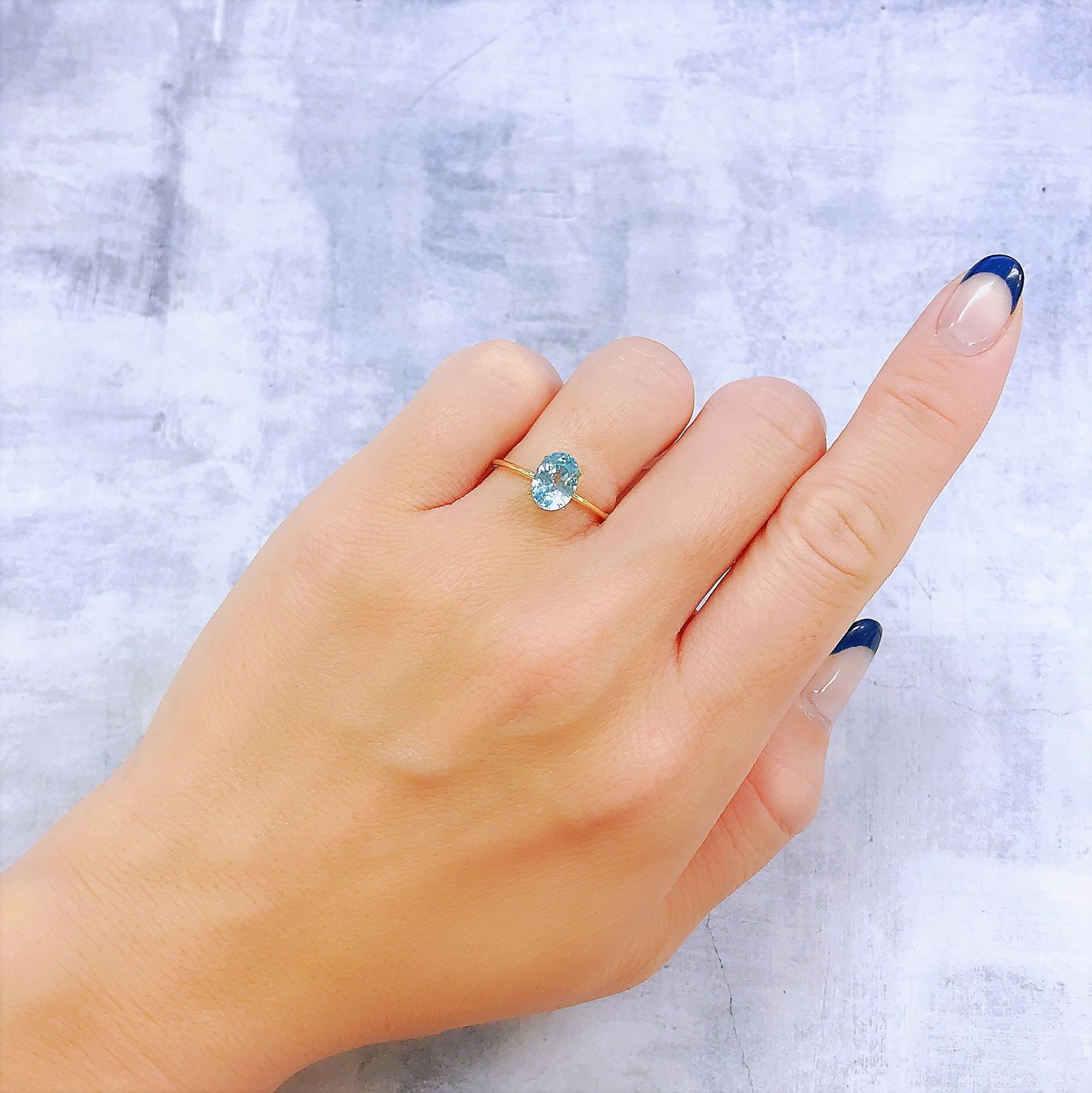 アイスブルージルコン カンボジア産 1.88ct[221018658]8x5.9mm前後