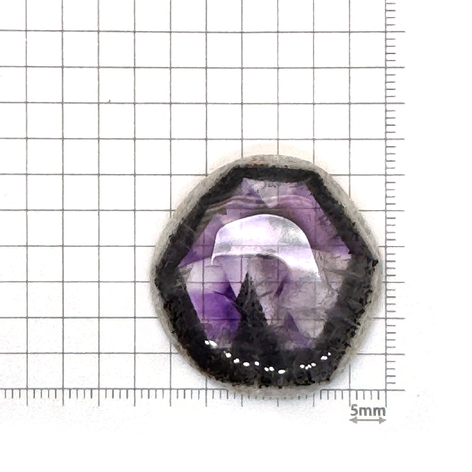 ◇フリーフォーム◇トラピッチェアメジスト 母岩付き ブラジル産 52.51ct [250730683]33.6x31.8mm前後