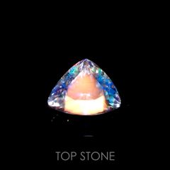 レインボームーンストーン(宝石名ラブラドライト) マダガスカル産 1.586ct ソ付(彩珠)[210711769]7.1×8.9mm前後