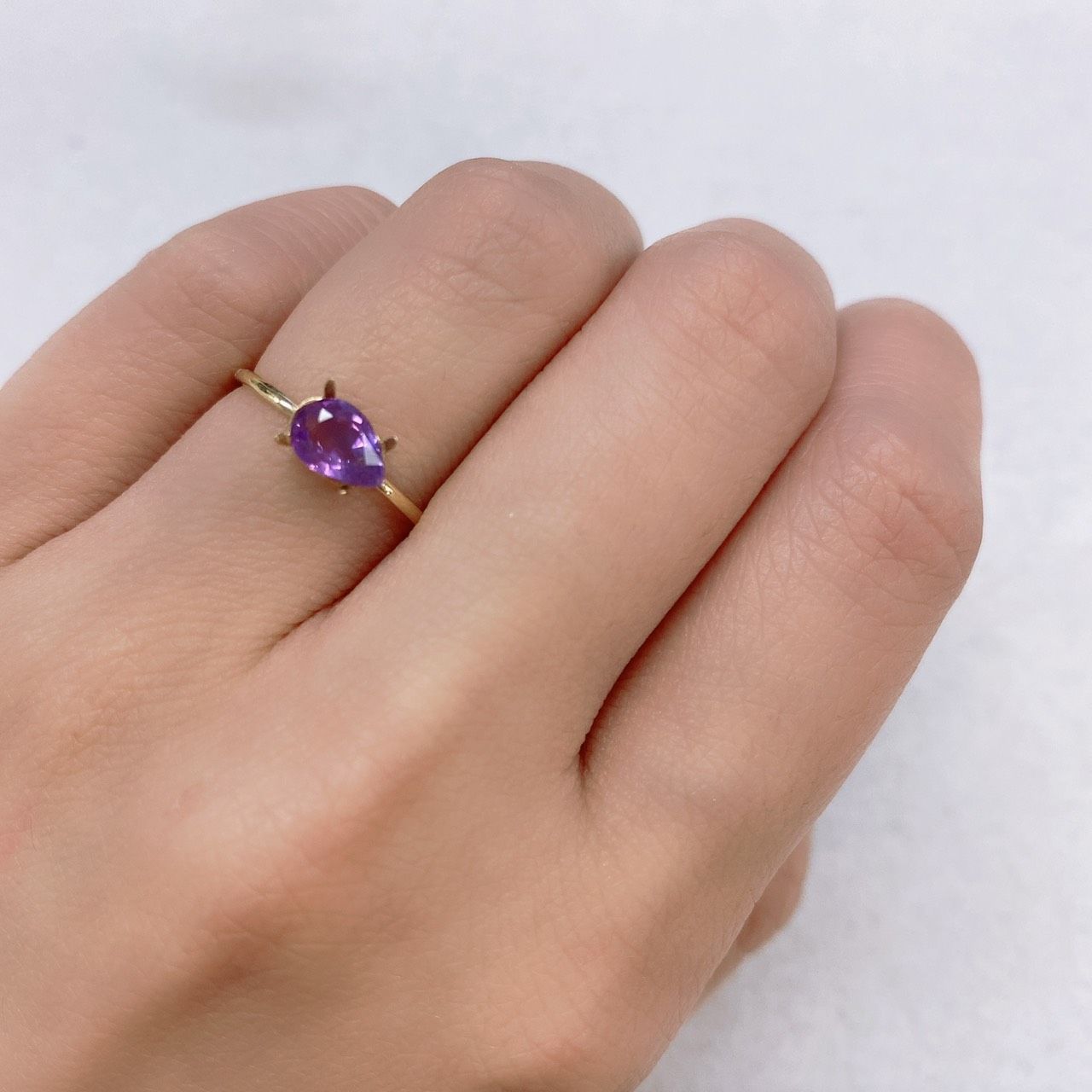 バイカラーサファイア(宝石名バイカラー・サファイア) マダガスカル/タンザニア産 0.69ct 識別済[210812487]6.8×4.7mm前後