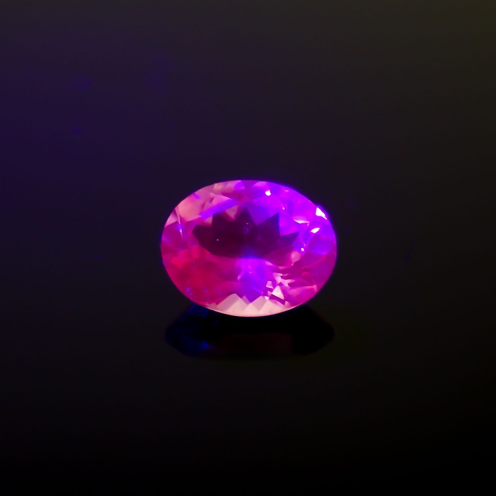 シルキーピンクスピネル タンザニア産 0.38ct[230421565]4.9x3.9mm前後