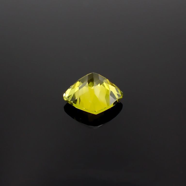 カナリートルマリン  ザンビア産 2.92ct[230220344]8.5x8.5mm前後