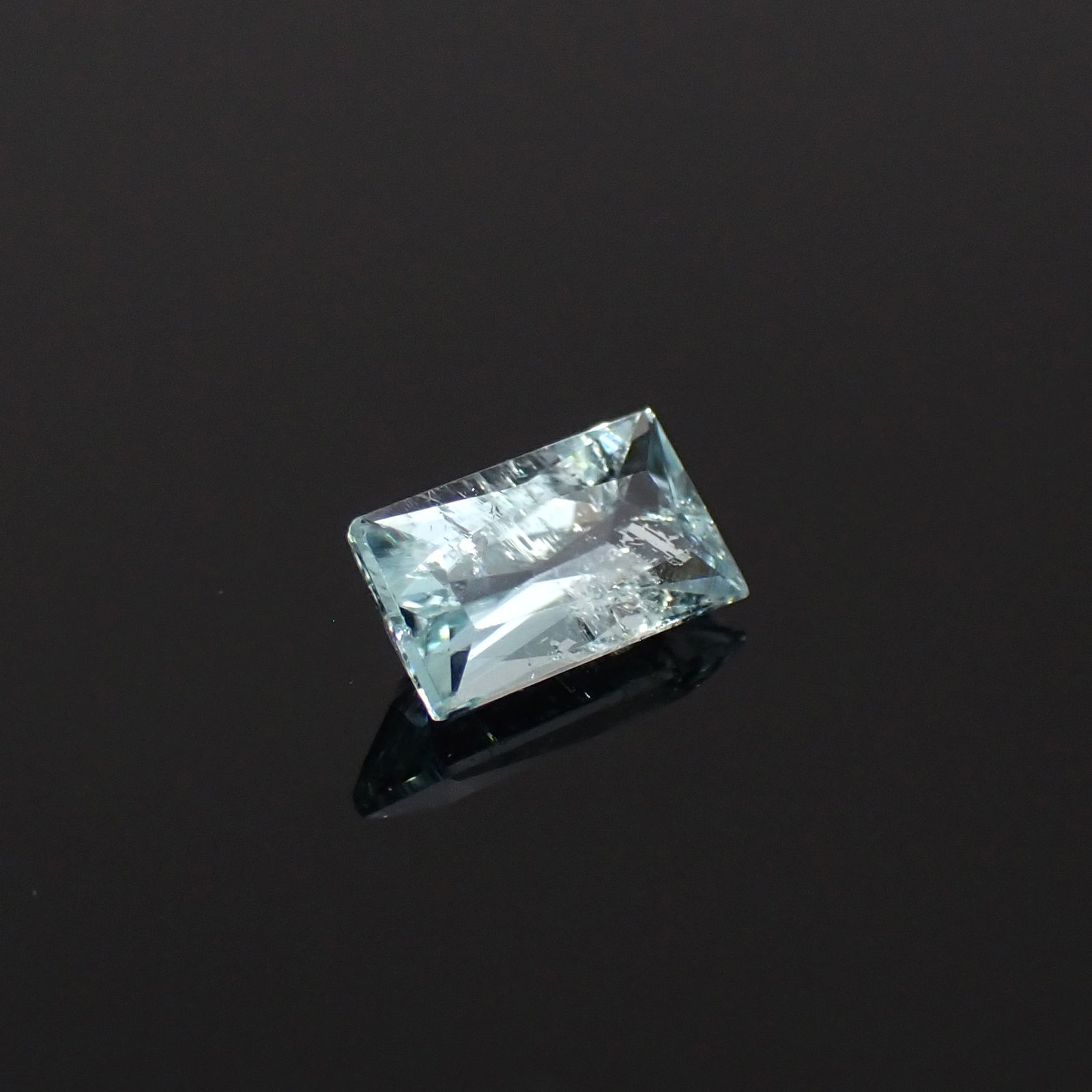 パライバトルマリン(宝石名トルマリン/別名パライバ・トルマリン)モザンビーク産 0.44ct 識別済[230522236]6.2x3.4mm前後