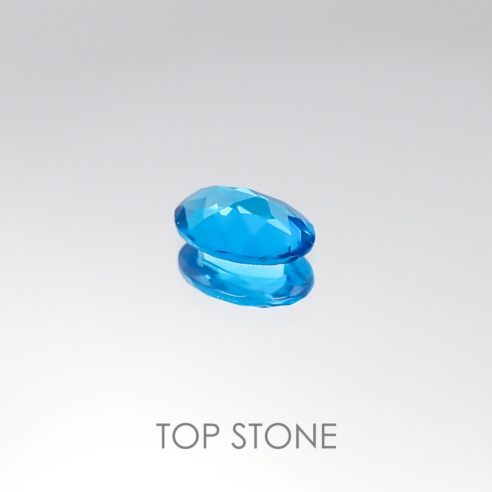 ネオンブルーアパタイト ブラジル産 ルース 0.4ct[20095969]6.1×4mm前後