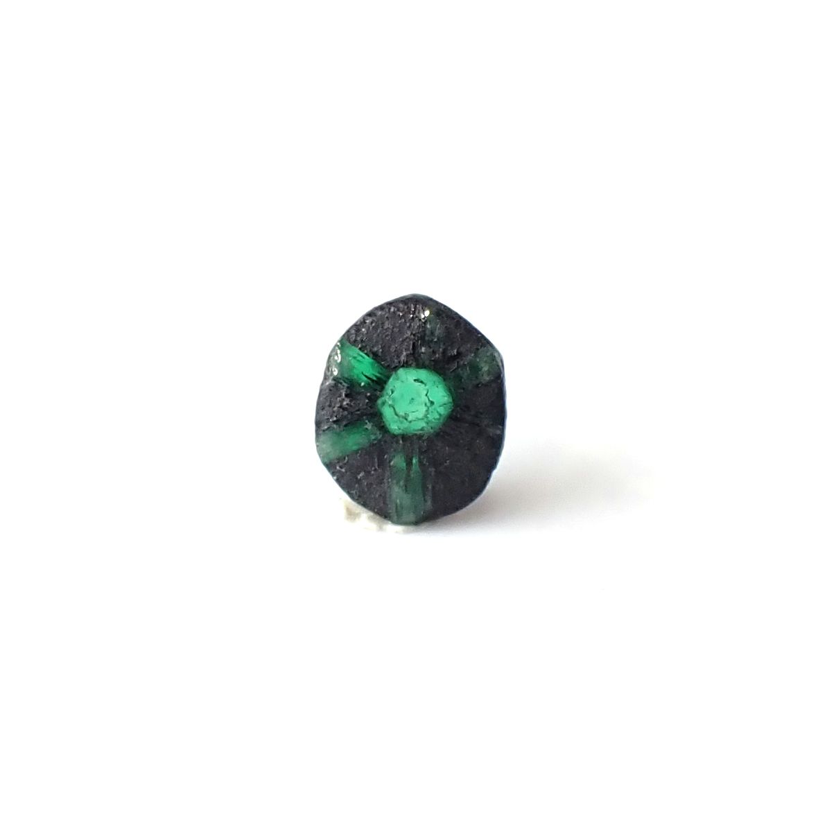 逆トラピッチェエメラルド(宝石名エメラルド)コロンビア産 識別済 0.23ct / 5x4.2mm前後 [260424415]