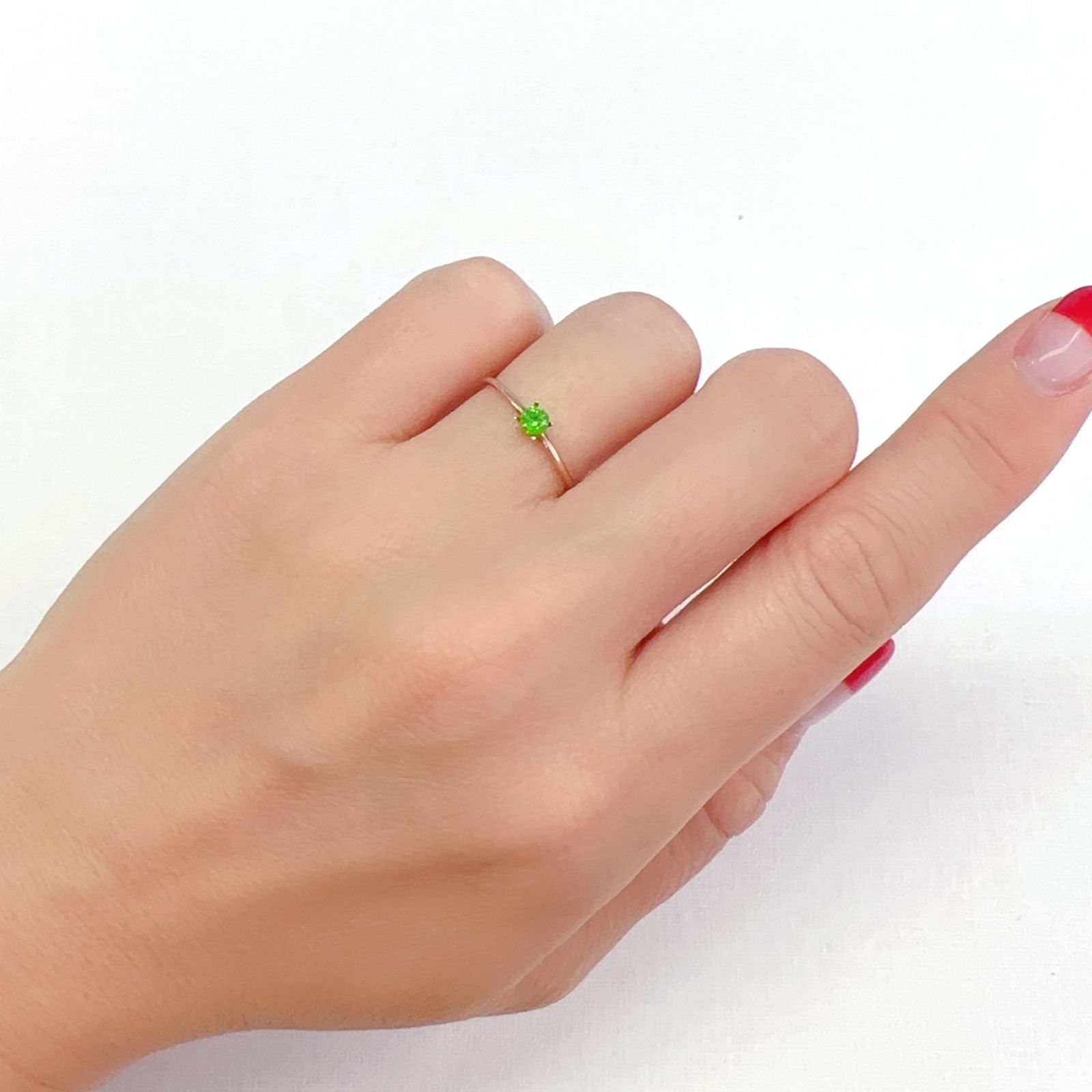デマントイドガーネット ロシア産 0.14ct[231023652]3.2x3.2mm前後