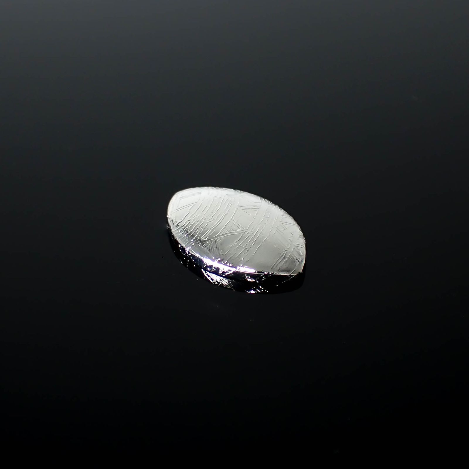 ムオニナルスタ隕石 発見地:スウェーデン 15.82ct[240125802]19.5x12.6mm前後