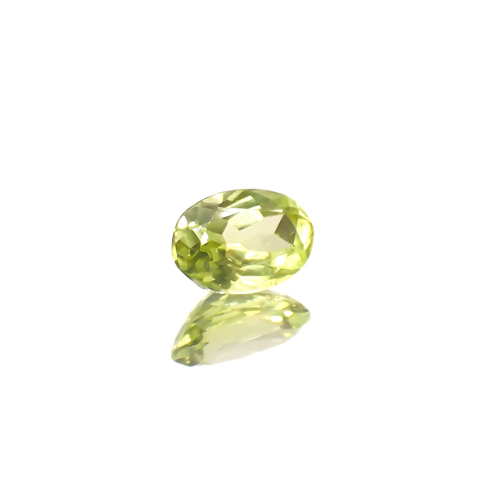 パロットクリソベリル(宝石名クリソベリル)インド産 0.47ct 識別済[230421805]5.8x3.8mm前後
