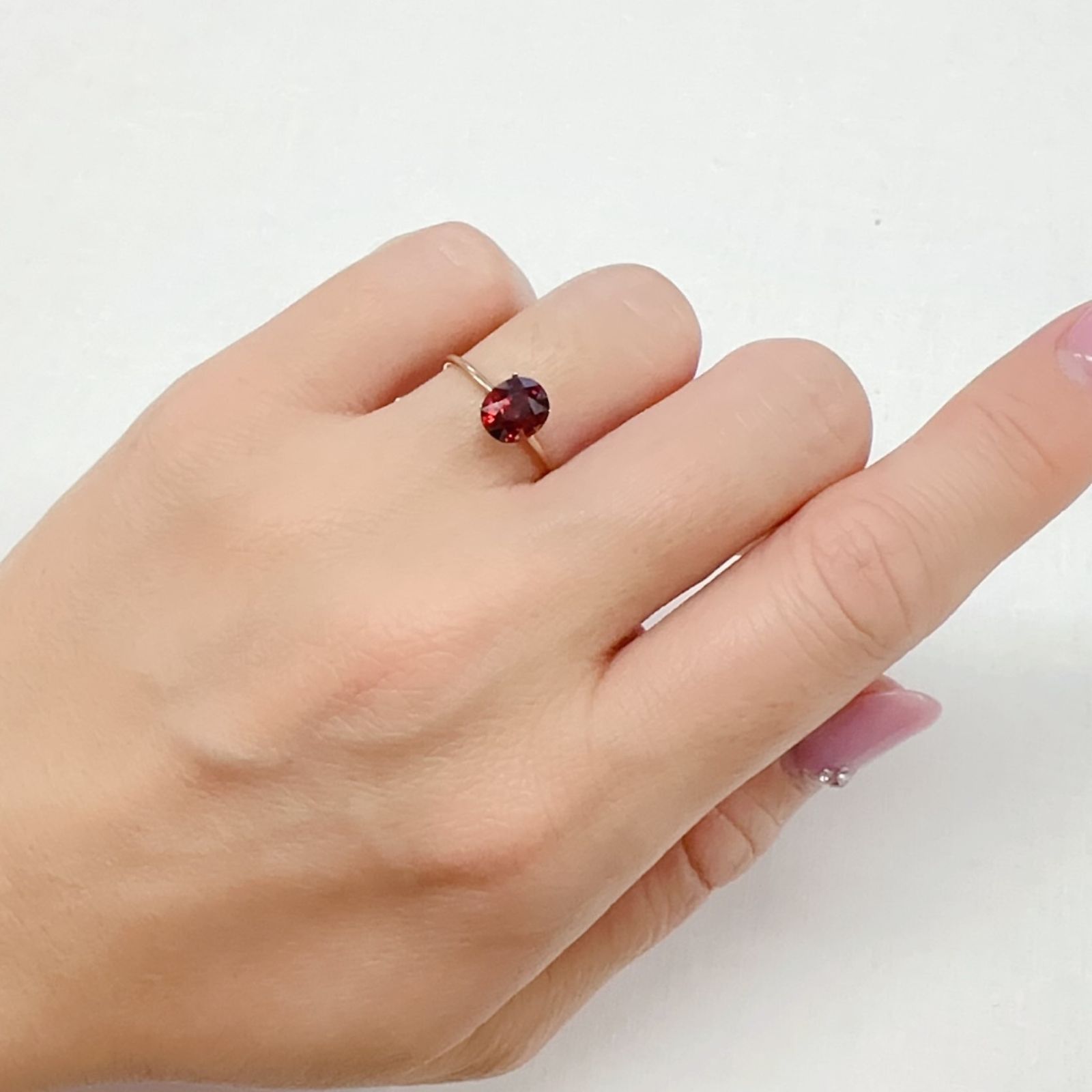 スペサルティンアルマンディンガーネット(宝石名スペサルティン アルマンディン・ガーネット)マダガスカル産 2.05ct 識別済[231023854]7x6mm前後