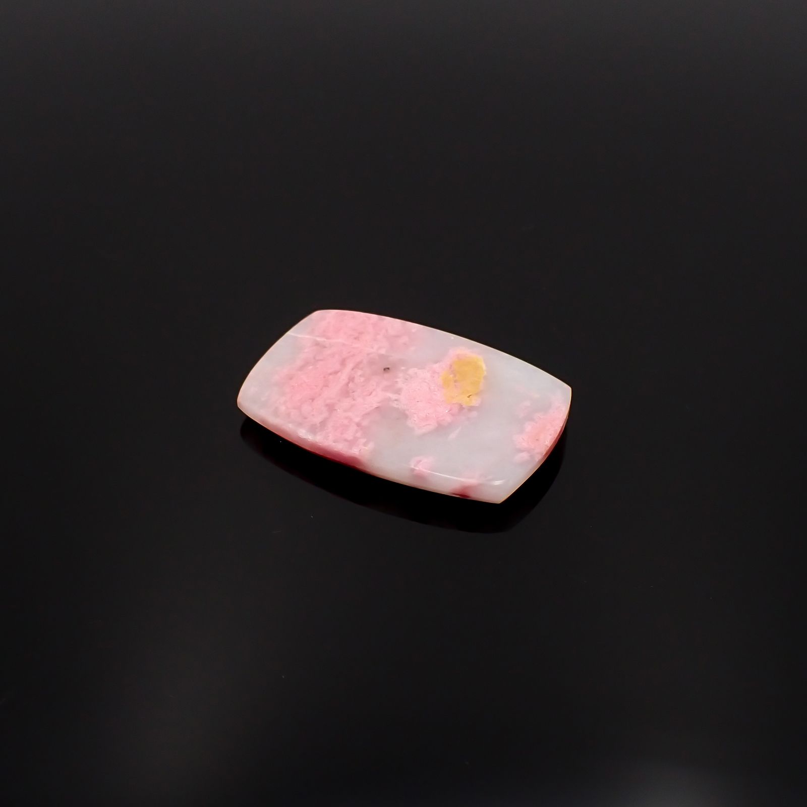 ピンクパッションクォーツ イタリア産 20.05ct[230421557]27.9x18.5mm前後