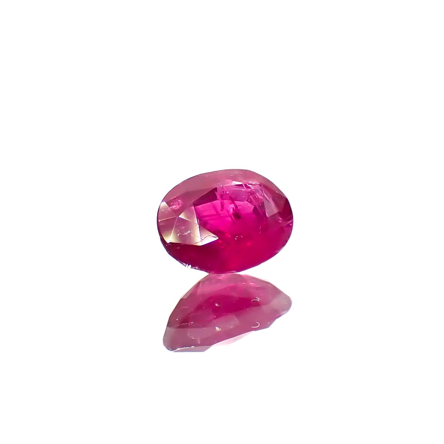 ルビー 非加熱 ビルマ産 0.43ct[240628048]4.9x3.7mm前後