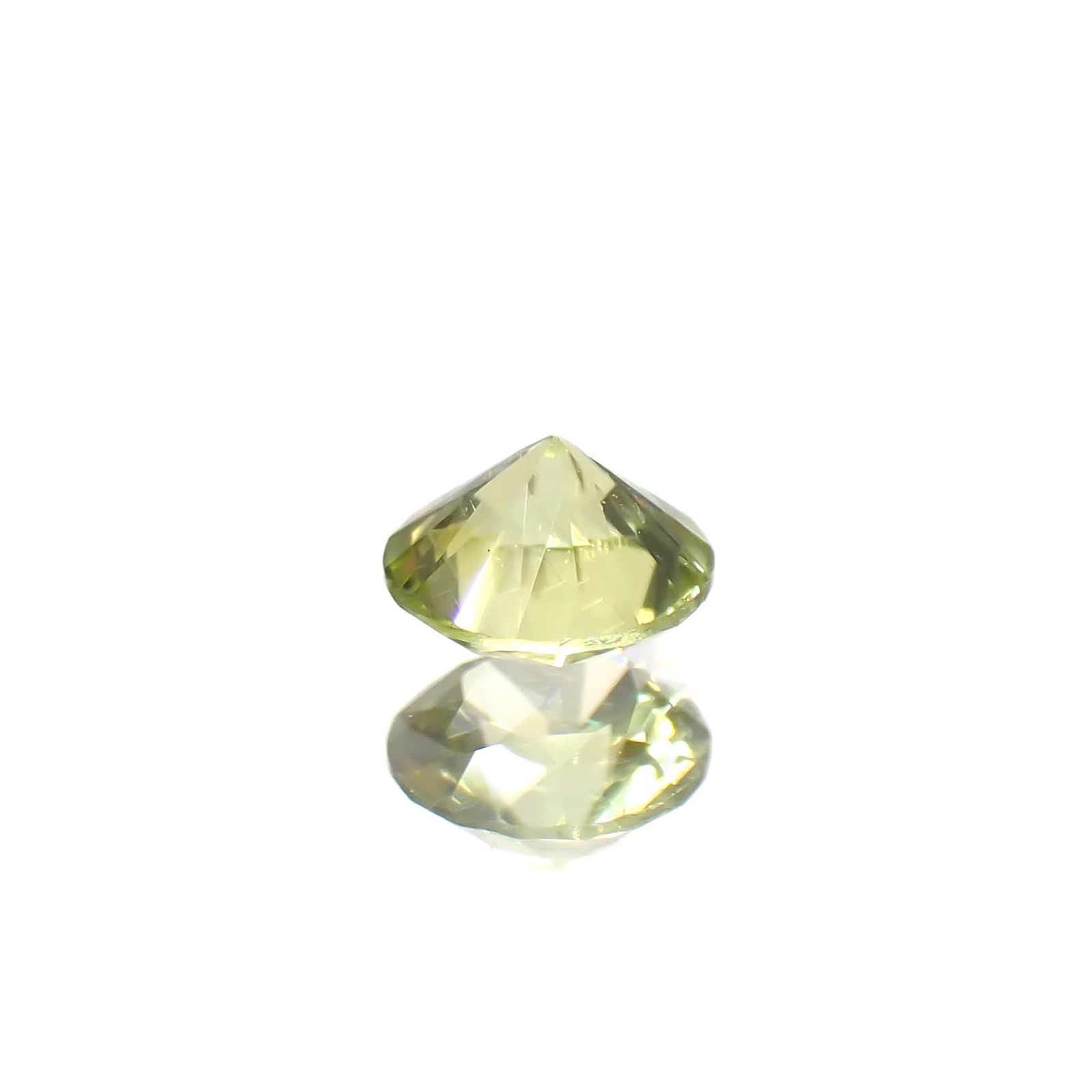 パラサイティックペリドット 採取地：インドネシア・ジェパラ 0.17ct [250730749]3.5x3.5mm前後