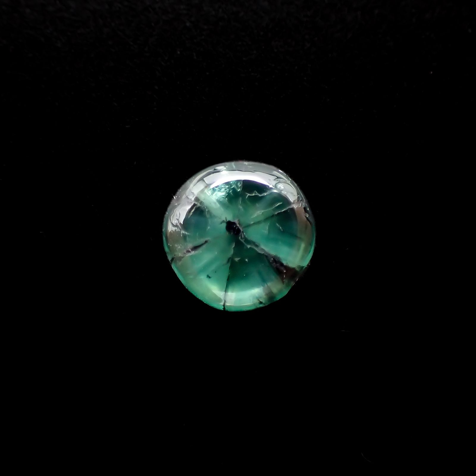 トラピッチェエメラルド コロンビア産 0.64ct[230722968]5.8x5.7mm前後