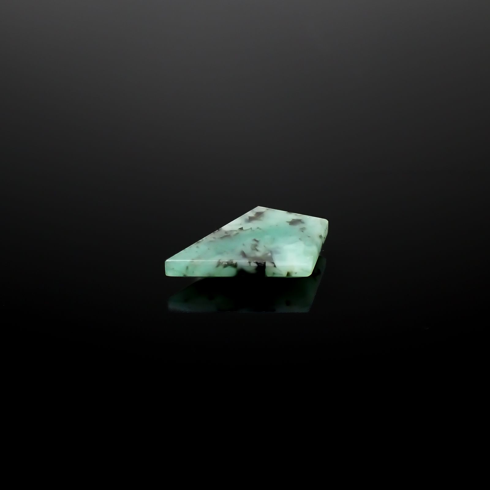 ◇カスタムカット◇エメラルド ブラジル産 2.97ct[240326479]16.3x10.9mm前後