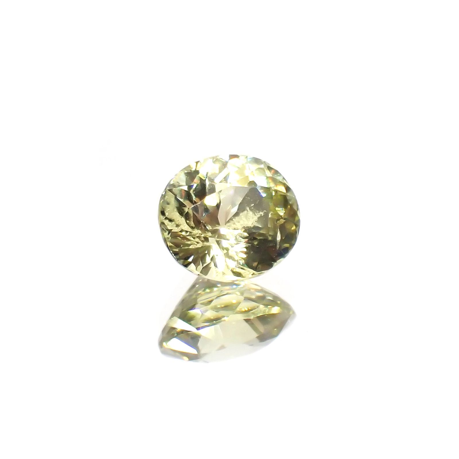 マリガーネット(宝石名グロッシュラー アンドラダイト・ガーネット)マリ共和国産 識別済 0.61ct / 5.3x4.7mm前後 [251224325]