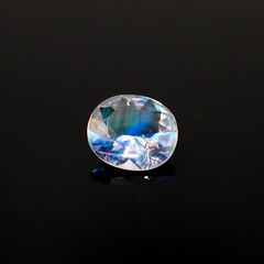 レインボームーンストーン(宝石名ラブラドライト)タンザニア産 0.62ct 識別済[230321264]6.4x5.6mm前後